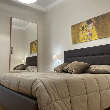 Luxury Apartament'S Celso Palermo Bagian luar foto