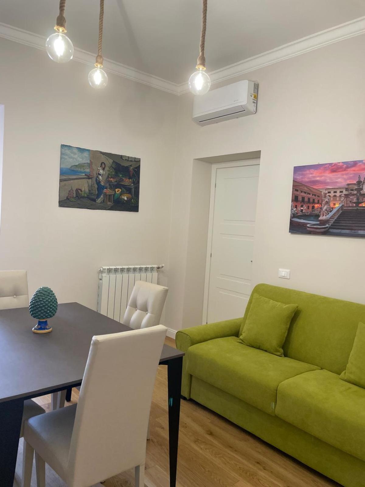 Luxury Apartament'S Celso Palermo Bagian luar foto